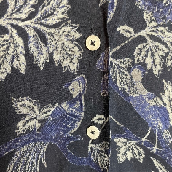 Bell Sleeved Blouse - Picture 6 of 9